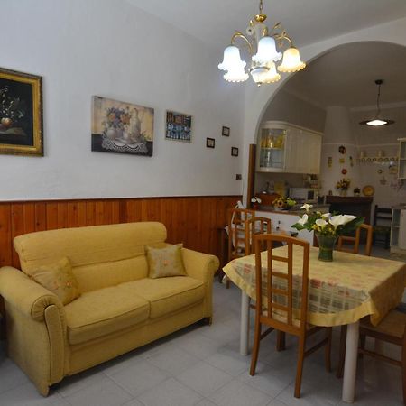 Casa Vacanze I Girasoli Iglesias Exterior foto